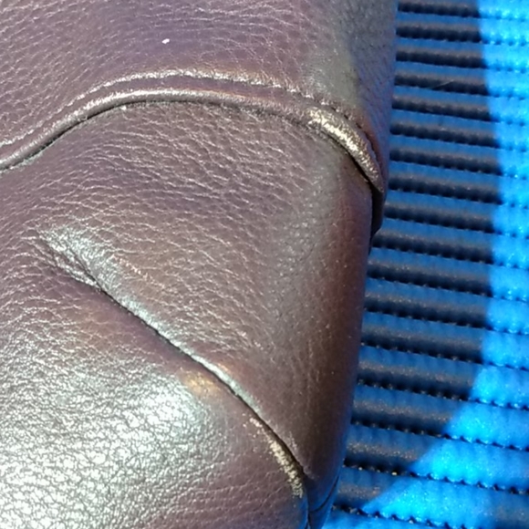 Coach - Picture 5 of 9